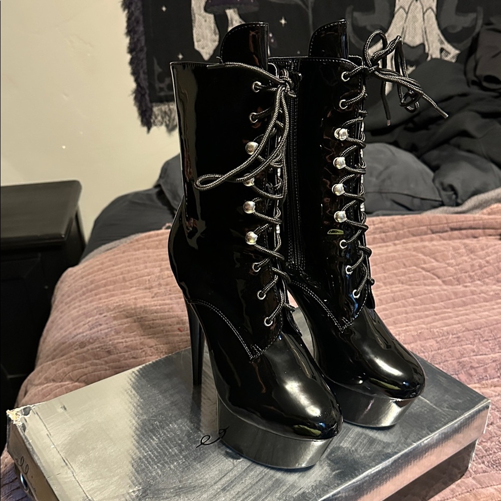 Ellie 609 Diana 6” pointed stiletto ankle boot with inner zipper size 9